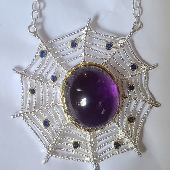 Gorgeous large Amethyst Sterling & Sapphire 🕸 spiderweb necklace - Picture 2 of 6